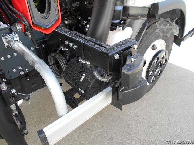 Transporter mit Kipper Isuzu M30 (7,5 ton) - GRU E RIBALTABILE