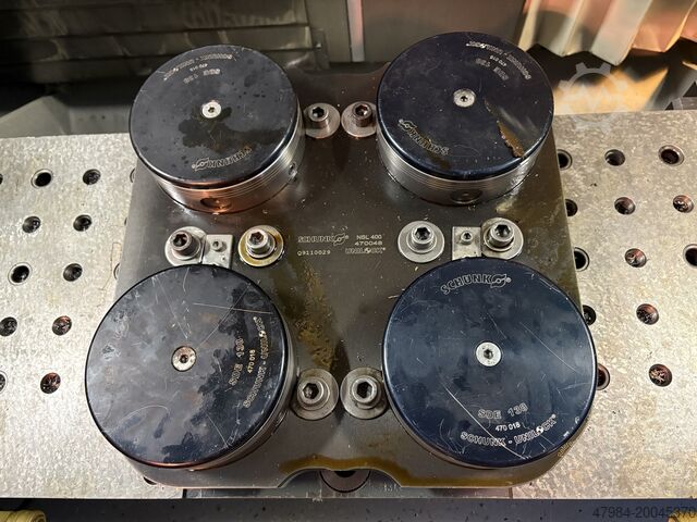 Five-axis machining center CHIRON MILL 800