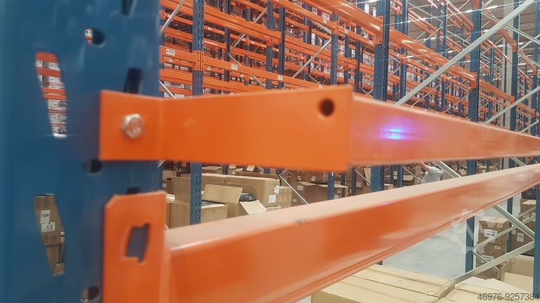 Durchschubsicherung Palettenregal Regal Feralco/ Lichte Weite: 2.710 mm/ Profilabmessung: 35 x 35 mm