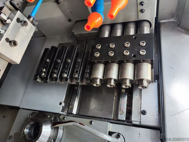 Swiss type turning lathe Citizen M32V