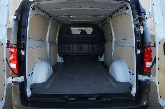 Panel van Mercedes-Benz Vito 116 CDI Kasten Extralang Base
