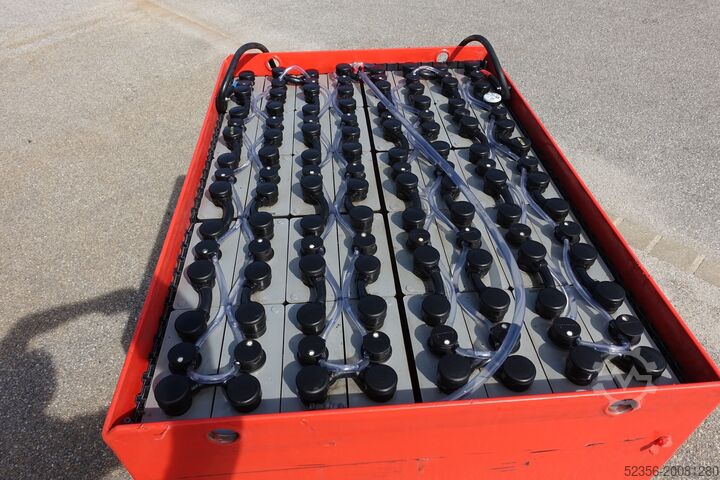 Forklift battery GRUMA 80Volt 620Ah DIN Trog 55%