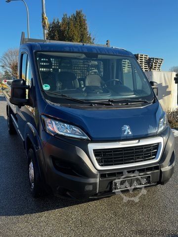 Pritschenwagen PEUGEOT Boxer Pritsche 335 L2 BlueHDi 130