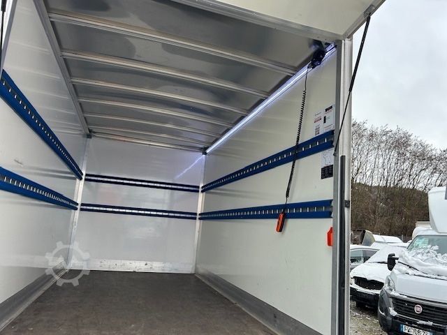 Box van RENAULT Master Koffer+LBW*Navi*Klima*Kamera*Tempomat*Top