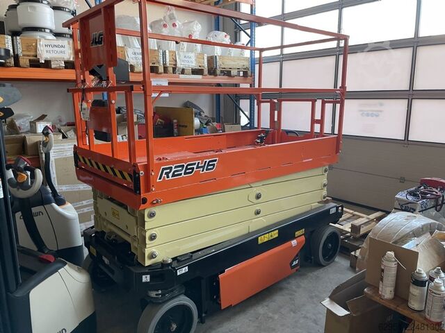 Scissor Lifts JLG R2646