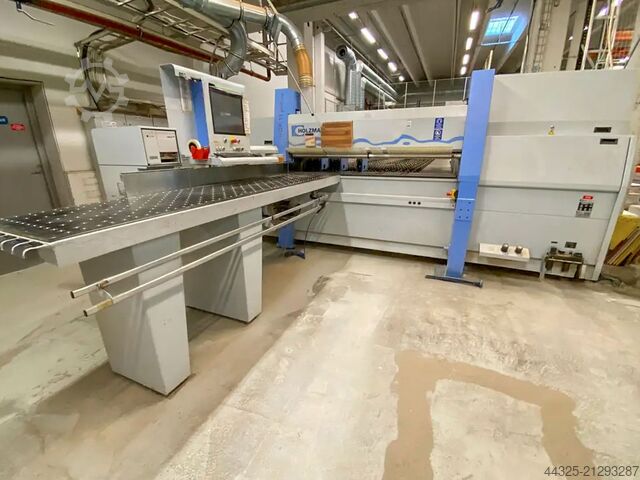 Plattensäge – Beschickung von vorne HOLZMA HQP 11/16/43/L/X