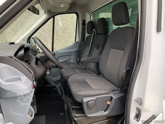 Sonderausbau-Transporter Ford Transit 350 Furgone in Lega