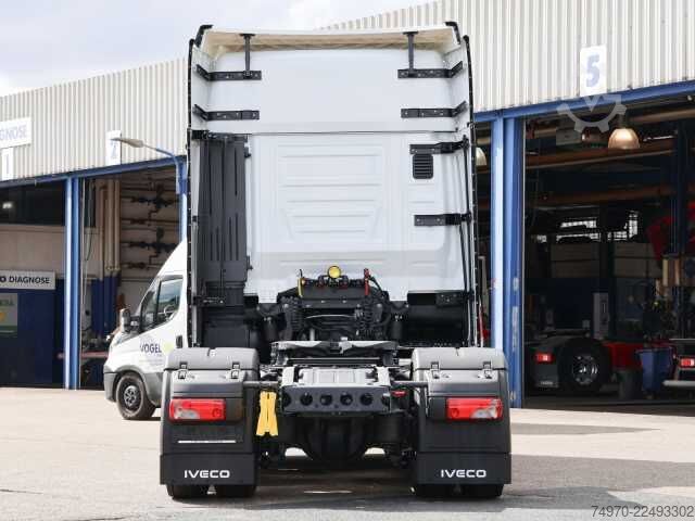 Standard tractor unit Iveco S-Way AS440S50T/P