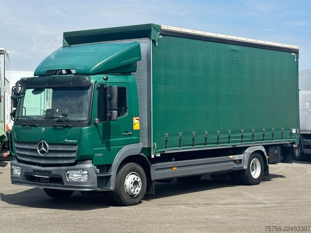 Flatbed truck with tarp MERCEDES-BENZ ATEGO 1527 L / LBW 2,0 T / 2 x AHK / 3 SITZER