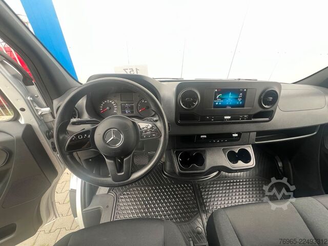 High top van MERCEDES-BENZ Sprinter 215 9G-TR HOCH+LANG KLIMA 3-SITZ KAMERA