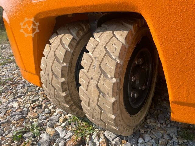 Electric - 3 wheels Still RX20-16 drive-in