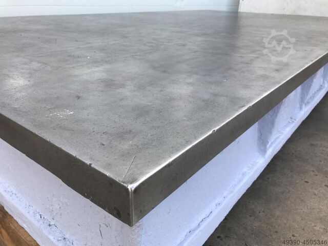 Strongly ribbed straightening and welding plate made of steel cast iron/grey cast iron; heavy straig  3050x2000