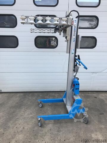 Elektro Ladelift - Gehstapler, Deichselstapler; für die ergonomische Handhabung kleiner Lasten, Gehs EXPRESSO Lift & Drive 175 (lift2move)