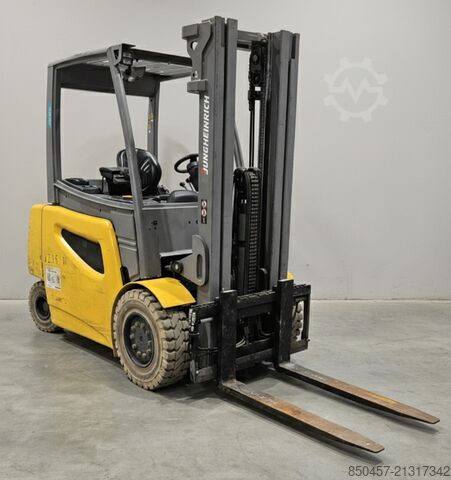 Electric - 4 wheels Jungheinrich EFG 535k 3.5t/ 5m/ 2424mh/ 4v