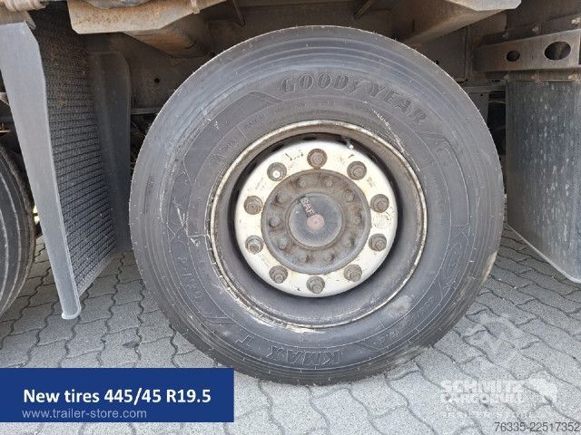 Open semitrailer with tarp Kögel Curtainsider Mega