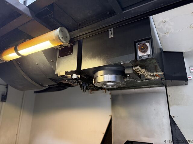 Vertikales Bearbeitungszentrum DOOSAN DNM 500