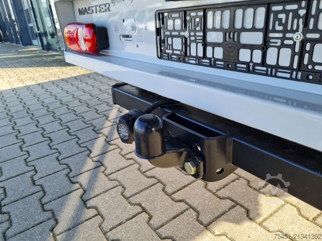 Pick-up van Renault Master 35 Pritsche lang AHK KLIMA PDC TEMPOMAT