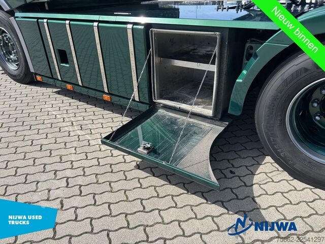 Standard-SZM Volvo FH 500 TC 4x2 Showtruck + I-Park