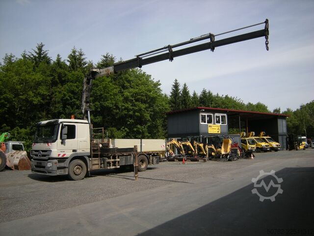 Truck mounted crane Mercedes-Benz Actros 1848