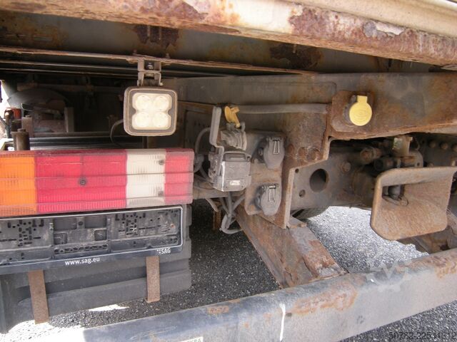 Truck mounted crane Mercedes-Benz Actros 1848