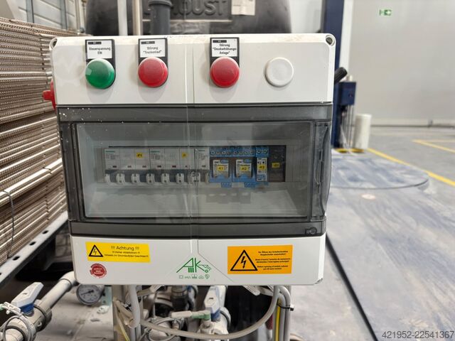 Water treatment for a compounding machine Dr. Hartmann GmbH & Co. KG 