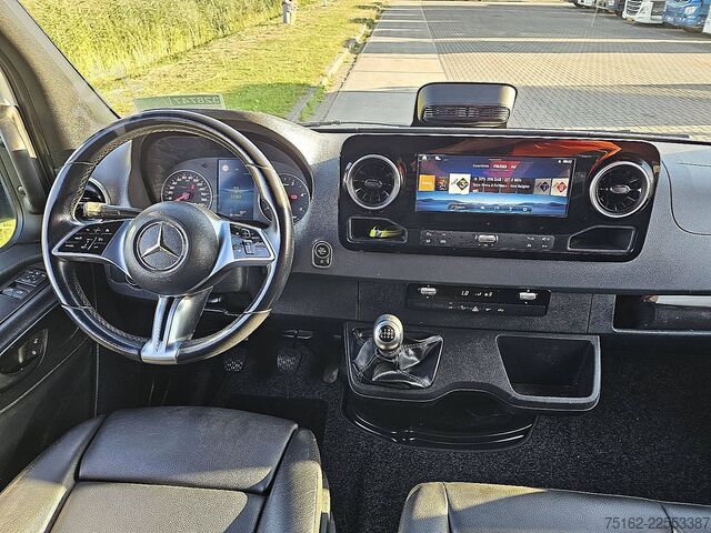 High-roof van MERCEDES-BENZ SPRINTER 311 L2H2 MBUX10  RWD