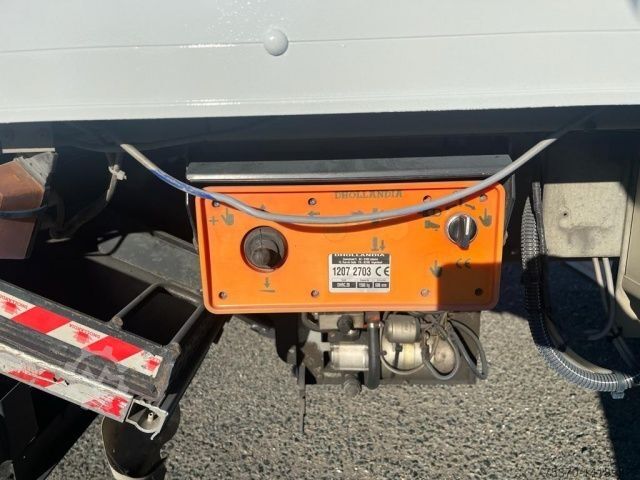 Box truck IVECO EUROCARGO ML120E22/P