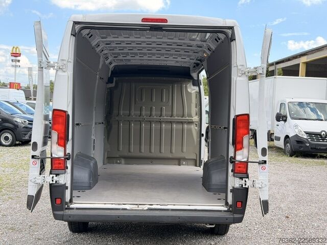 High-roof long-wheelbase panel van Peugeot Boxer Kasten 435 L4H2  180 AUT/NAvi/PDC