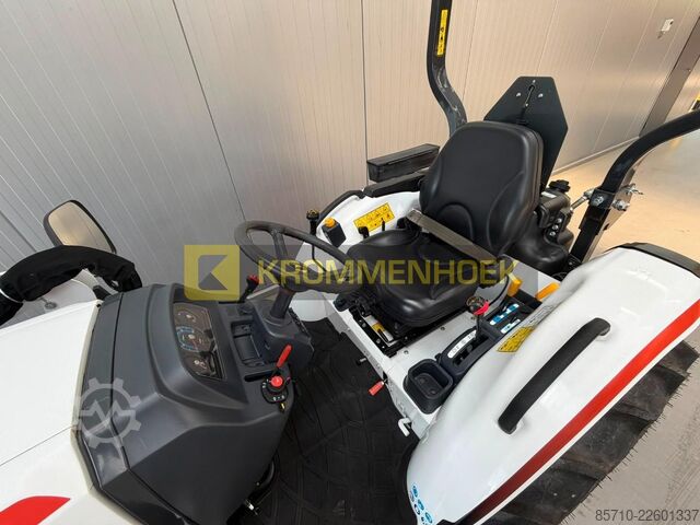 Traktor Bobcat CT 2025 Voorlader FL7