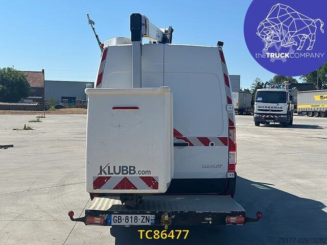 Hebebühne Renault Master 145.35 klubb