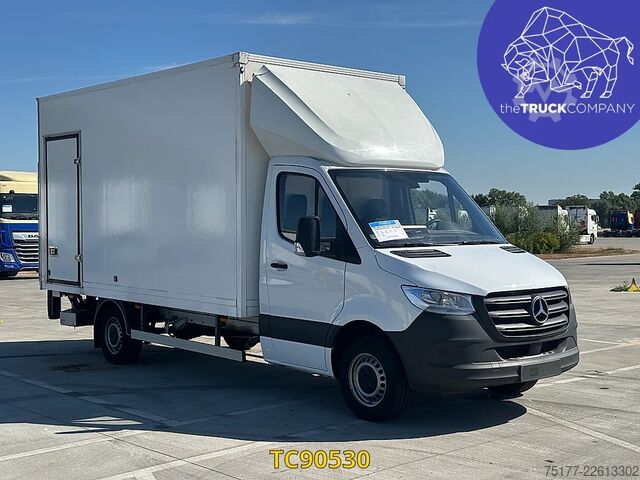 Koffer Mercedes-Benz Sprinter 317 CDI KOFFER MET LIFT - AUTOMAAT