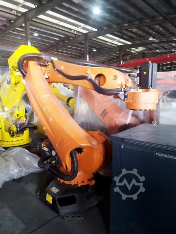 Industrial robot KUKA KR120 R3200 PA