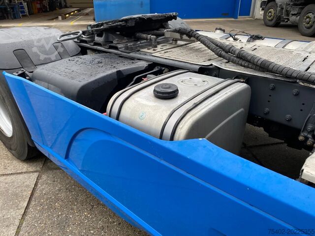 Standard tractor DAF XF 106.480 / Full spoilers / Retarder / Stand A...