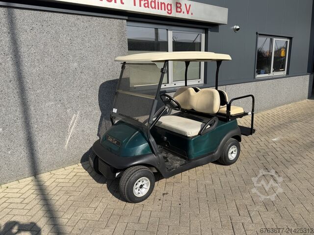 Golf car CLUBCAR PRECEDENT 4-seater Golfcart 2007 with charger CLUBCAR PRESEDENT 4 zitter Golfkar Golfcart 2007 Met Lader