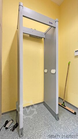 Walk-through metal detector, airport detector CEIA GmbH, Wiesbaden, Deutschland SDM 600 PLUS/PZ