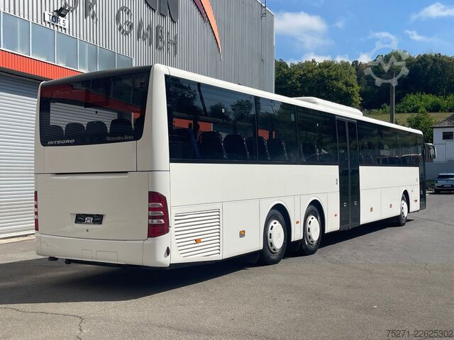 Intercity bus MERCEDES-BENZ Integro O550 L