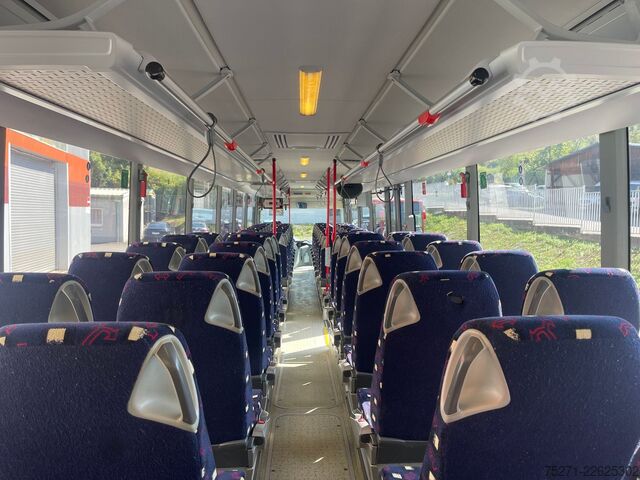 Intercity bus MERCEDES-BENZ Integro O550 L