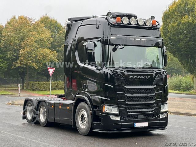 Heavy-duty truck SCANIA R 650 V8  6x4 Voll/Luft Retarder Leder