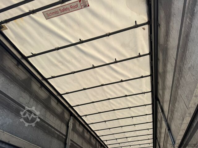 Sliding tarpaulins Schmitz Cargobull 3-Axle / Galvanised chassis / Open Roof / SAF A...