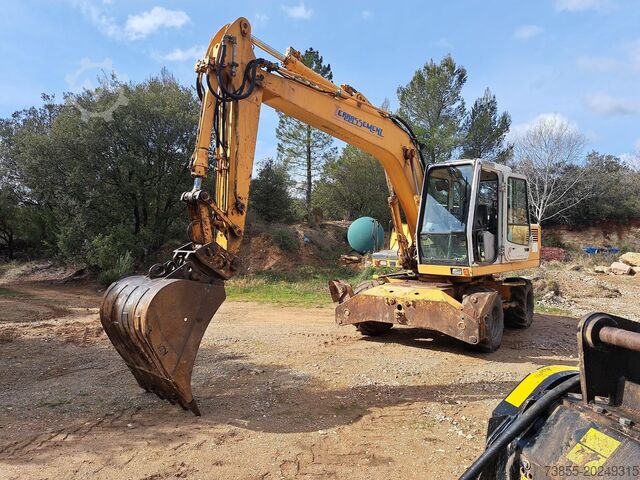 Wheeled Excavator Liebherr A 900 Litronic EW PL