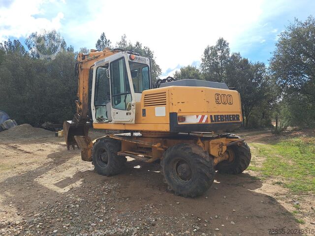 Wheeled Excavator Liebherr A 900 Litronic EW PL
