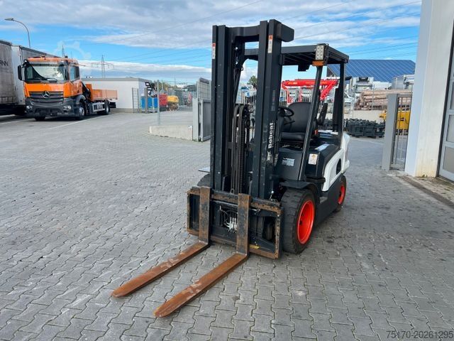Front loader forklift BOBCAT D30NXS / nur 482h! / 12.2023 / SS