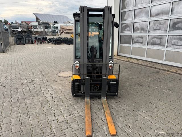 Front loader forklift JUNGHEINRICH EFG 215 / Triplex: 4.25m! / SS / 4.168h / 2024