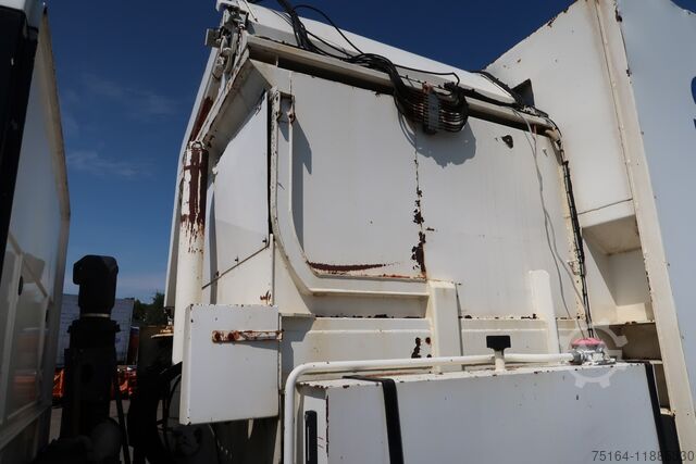 Sonstige Mercedes-Benz Econic 2628 6x2 Nachlauflenkachse Müllwagen zum schlachten