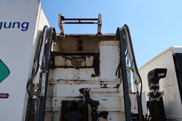 Sonstige Mercedes-Benz Econic 2628 6x2 Nachlauflenkachse Müllwagen zum schlachten