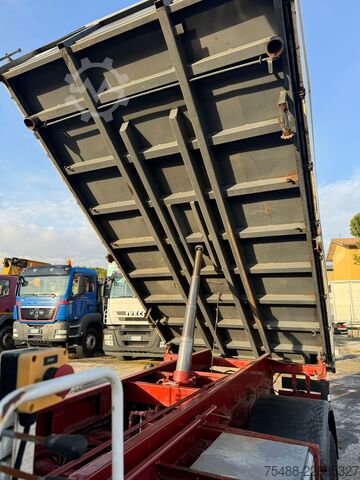 Tipper + Crane 4X2 IVECO EUROCARGO 120 E 18