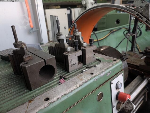 Leit- und Zugspindeldrehmaschine COLCHESTER Mastiff 1400