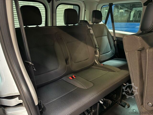 Kleinbus RENAULT Trafic Kombi L1H1 Life Style 8 Sitze AC LED PDC