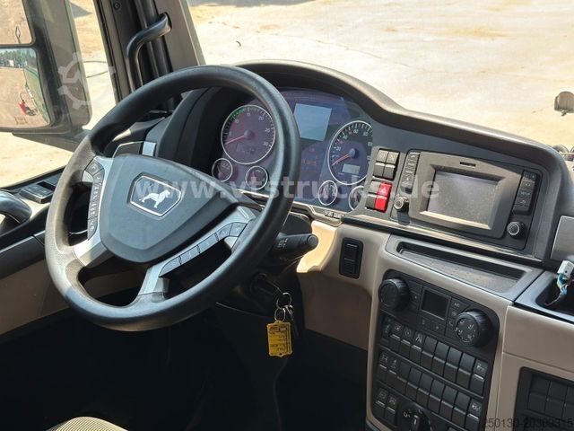 Volume tractor unit MAN TGX 18.460 4x2 Voll Luft  *DEFEKT*