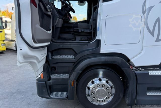 Standard tractor unit SCANIA R450 4x2